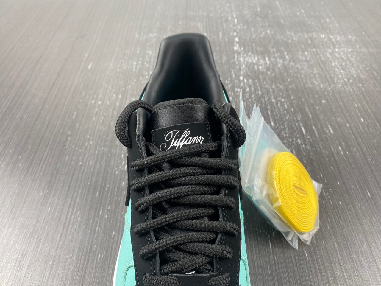 T*f*ny & Co. x Nike Air Force 1 Low DZ1382-002